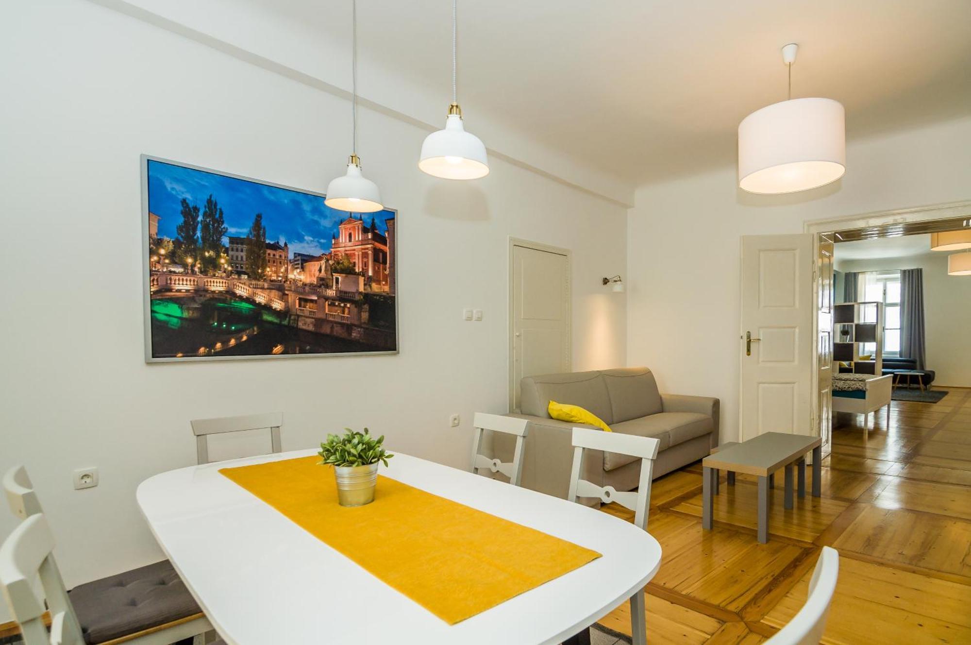 Elegant Central Apartment Любляна Екстер'єр фото