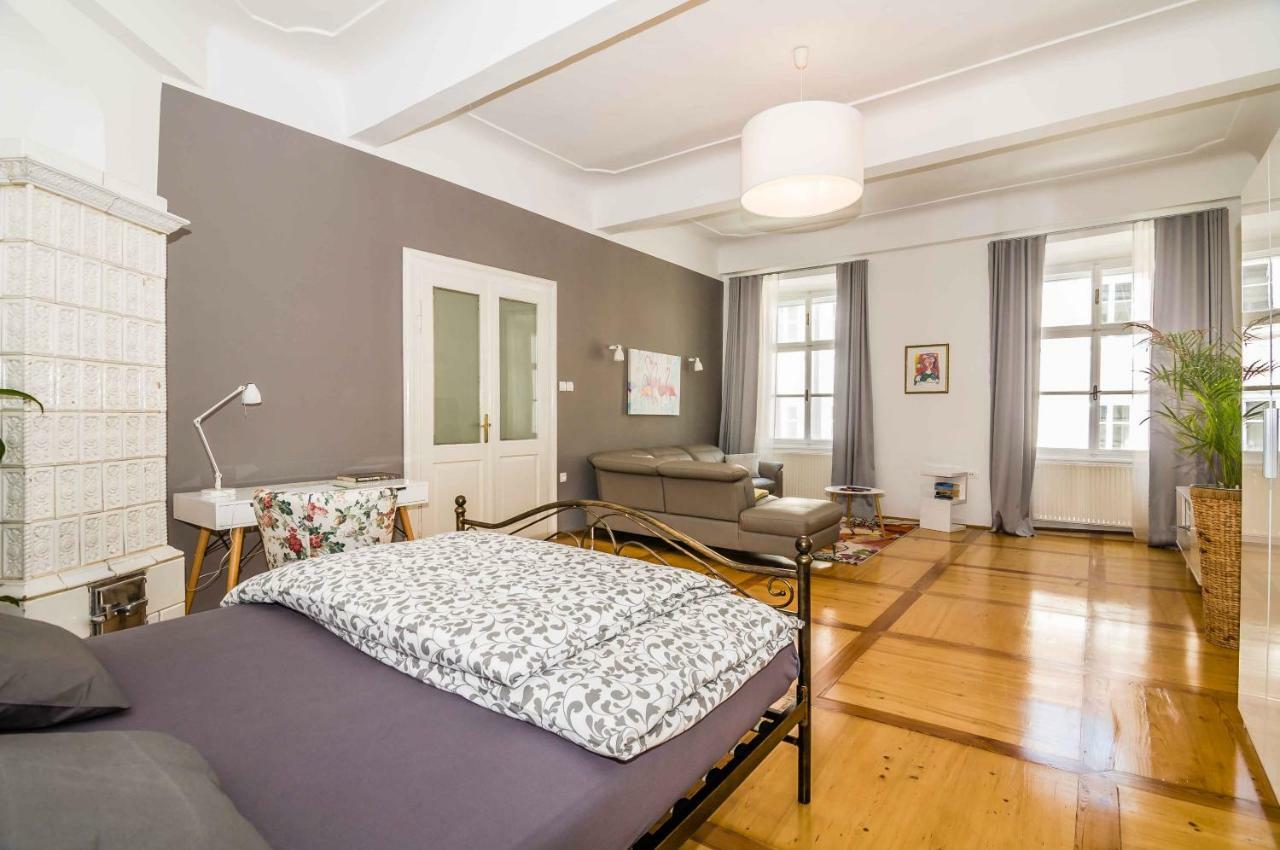 Elegant Central Apartment Любляна Екстер'єр фото